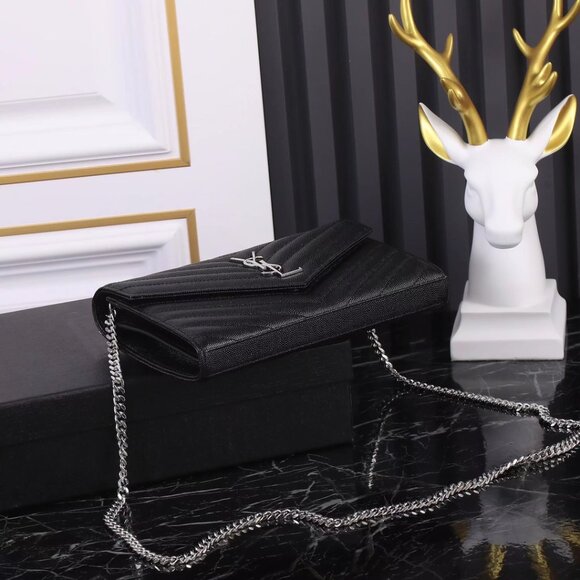 ๐๐YSL bag - Picture 3 of 5